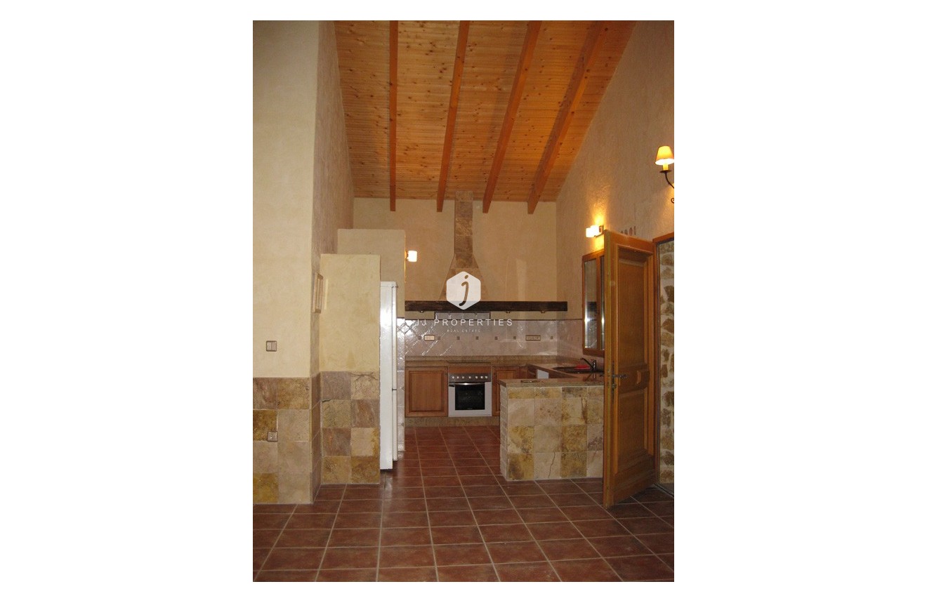 Resale - Country Property -
Benferri - Inland