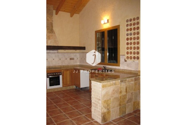 Resale - Country Property -
Benferri - Inland