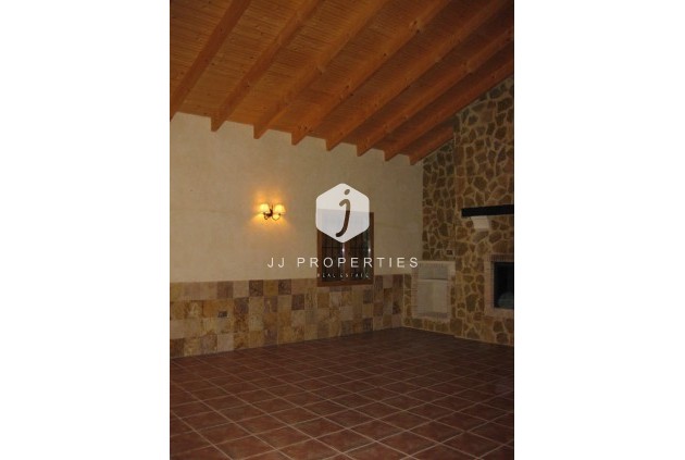 Resale - Country Property -
Benferri - Inland