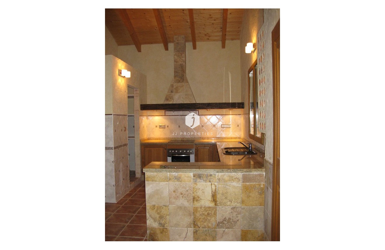 Resale - Country Property -
Benferri - Inland