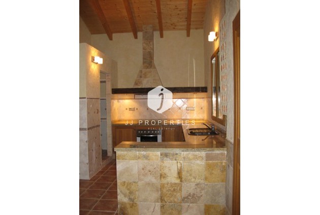 Resale - Country Property -
Benferri - Inland