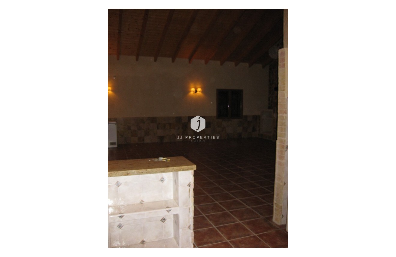 Resale - Country Property -
Benferri - Inland