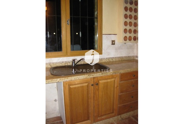 Resale - Country Property -
Benferri - Inland