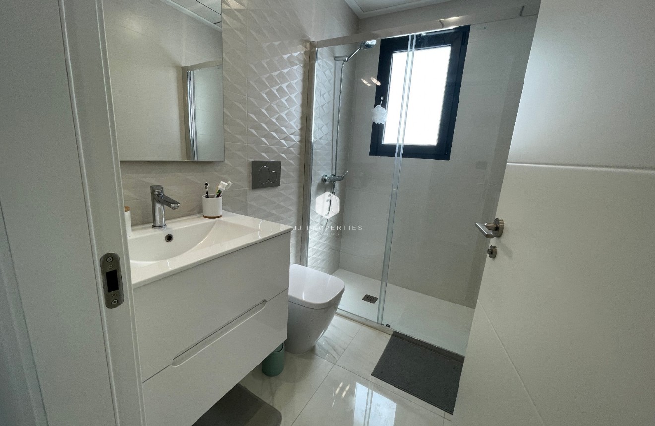 Resale - Villa -
Benijofar - Costa Blanca