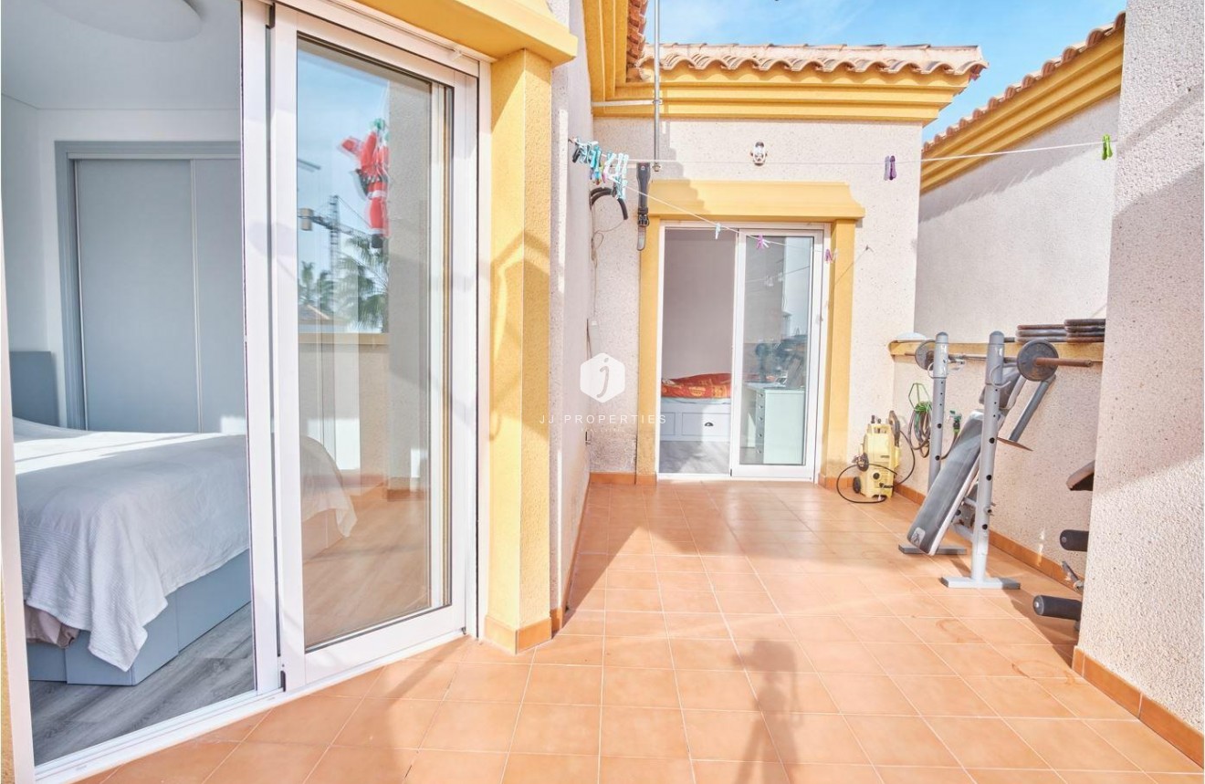 Aus zweiter Hand - Villa -
Los Montesinos - Costa Blanca