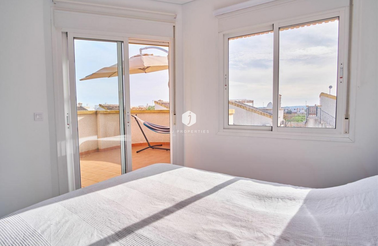 Aus zweiter Hand - Villa -
Los Montesinos - Costa Blanca