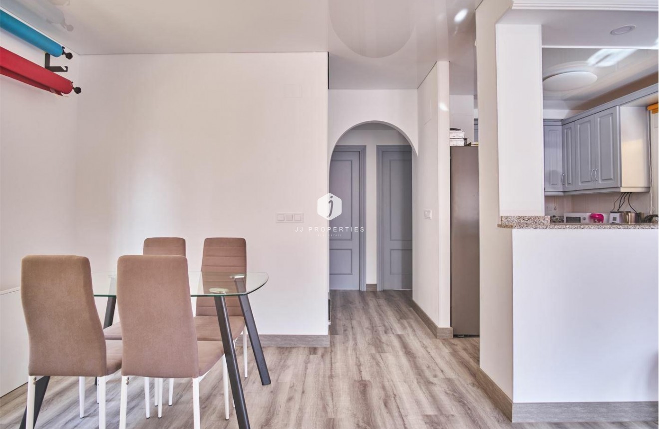 Aus zweiter Hand - Villa -
Los Montesinos - Costa Blanca