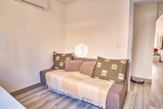 Aus zweiter Hand - Villa -
Los Montesinos - Costa Blanca