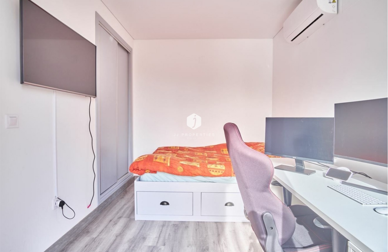 Aus zweiter Hand - Villa -
Los Montesinos - Costa Blanca