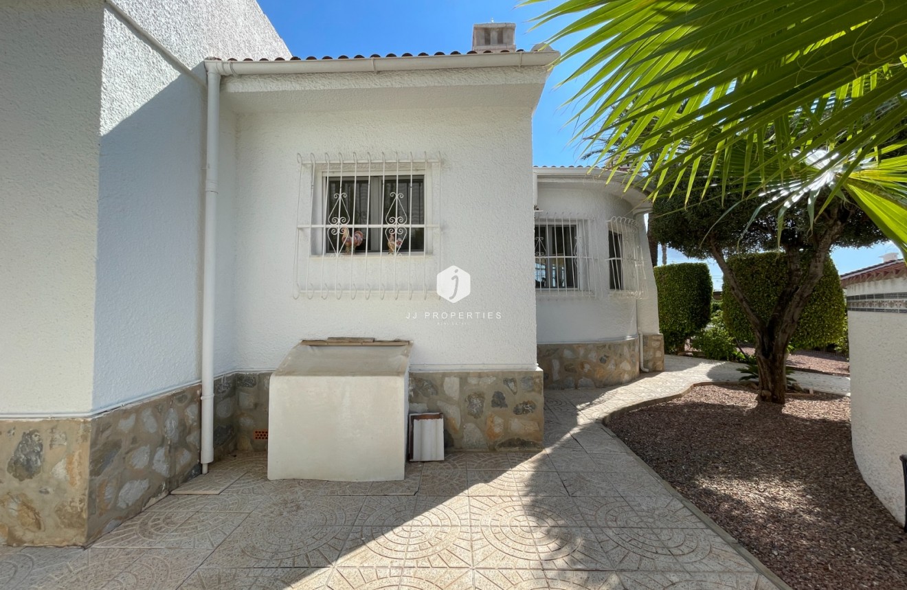 Segunda mano - Villa -
Ciudad Quesada - Costa Blanca