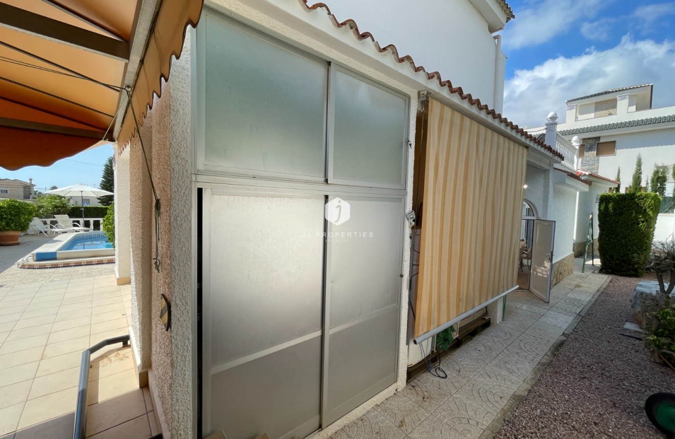 Segunda mano - Villa -
Ciudad Quesada - Costa Blanca