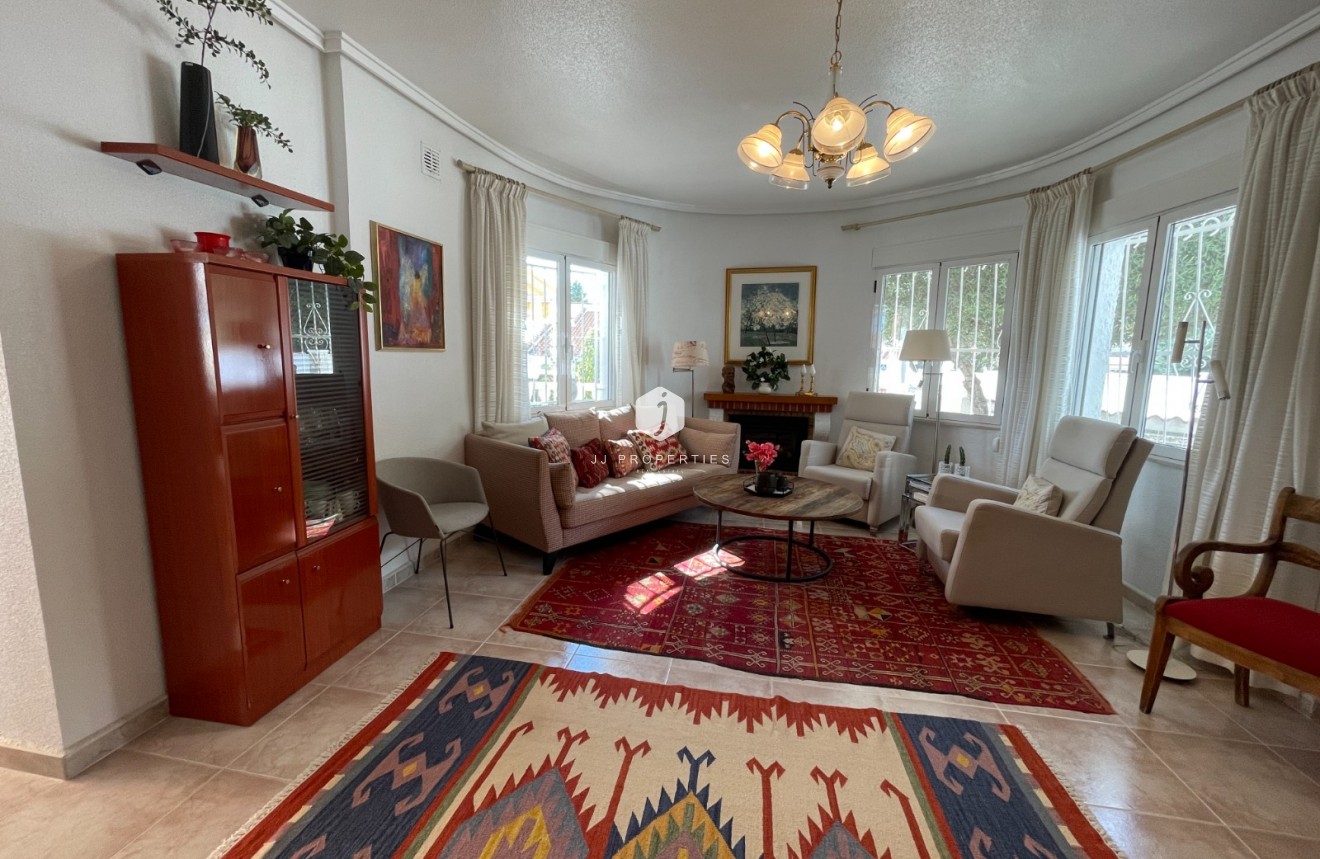 Segunda mano - Villa -
Ciudad Quesada - Costa Blanca