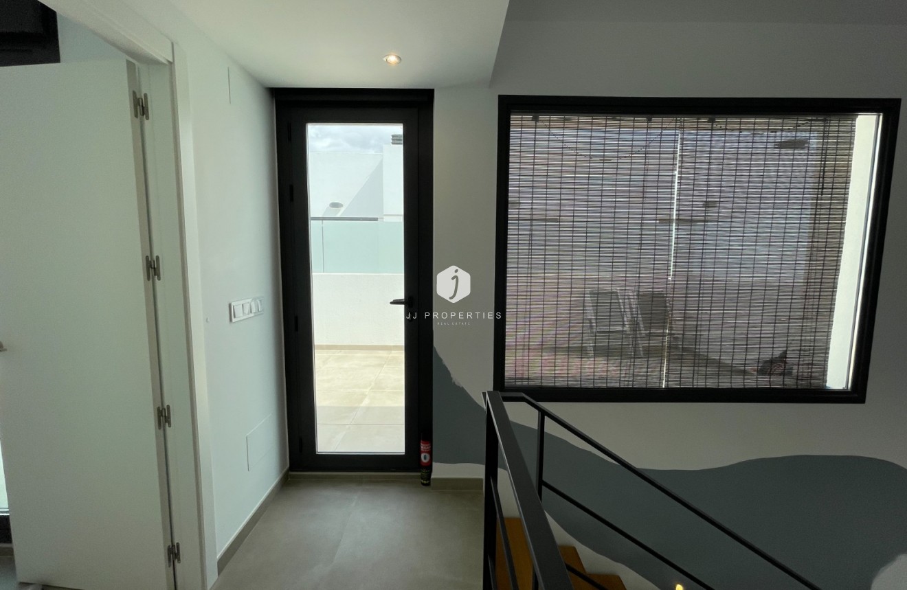 Resale - Villa -
Dolores - Costa Blanca