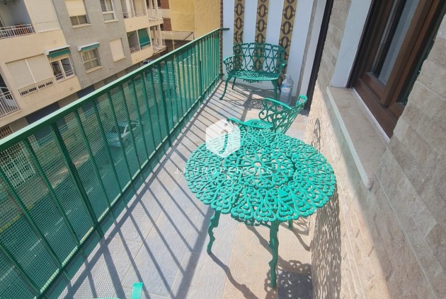 Resale - Apartment / flat -
Torrevieja - Costa Blanca