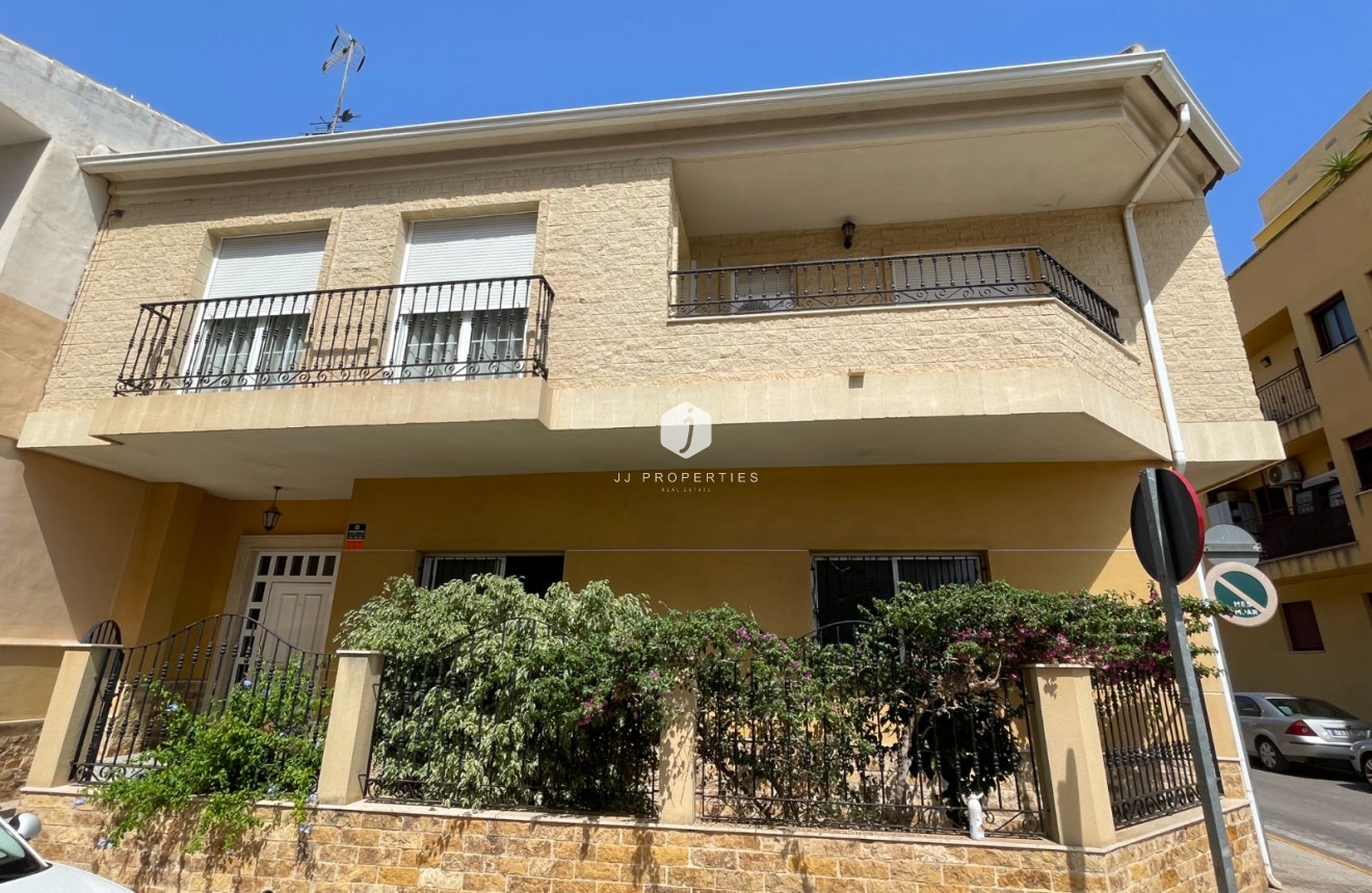 Resale - Chalet -
Formentera del Segura - Costa Blanca