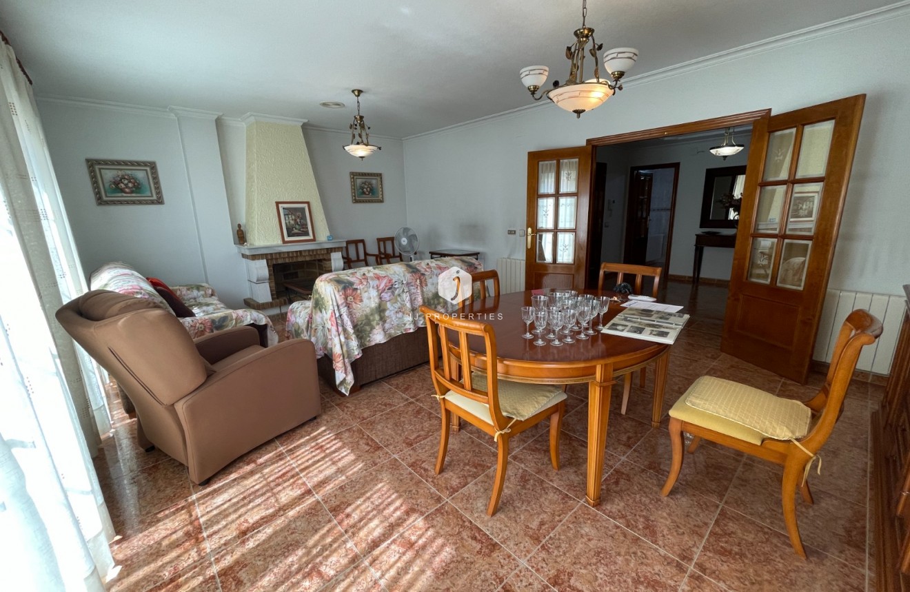 Resale - Chalet -
Formentera del Segura - Costa Blanca