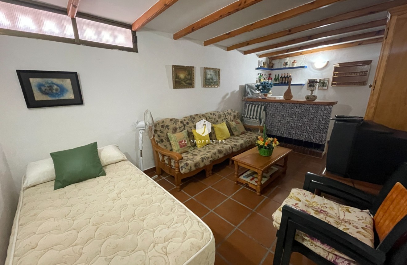 Resale - Chalet -
Guardamar del Segura - Costa Blanca