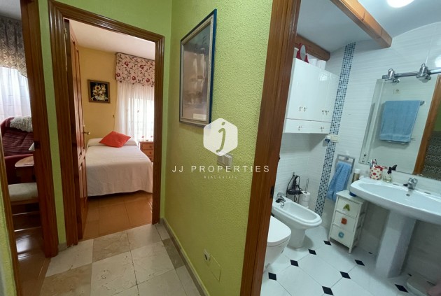 Resale - Chalet -
Guardamar del Segura - Costa Blanca