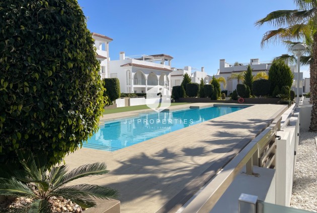 Z drugiej ręki - Mieszkanie w bloku -
Rojales - Inland