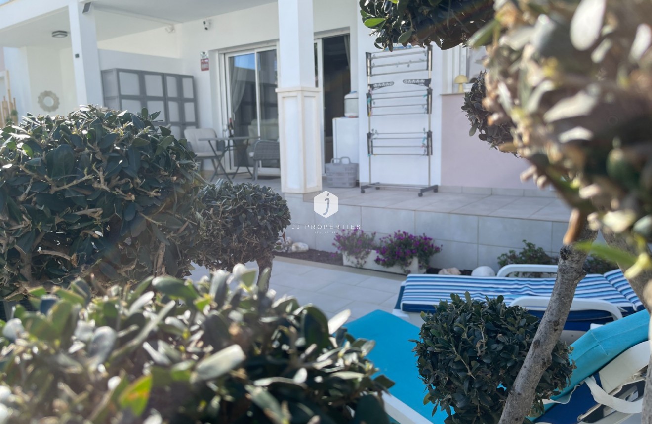 Z drugiej ręki - Mieszkanie w bloku -
Rojales - Inland