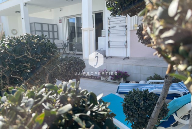 Z drugiej ręki - Mieszkanie w bloku -
Rojales - Inland