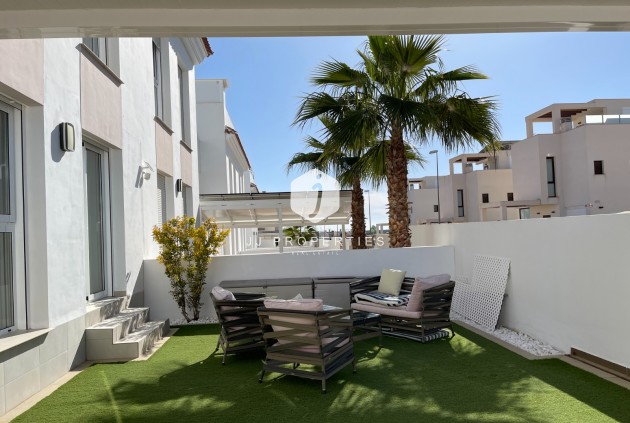 Z drugiej ręki - Mieszkanie w bloku -
Rojales - Inland