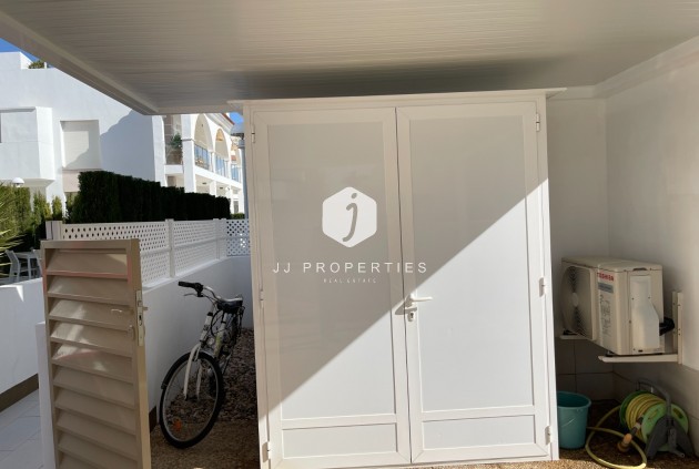 Z drugiej ręki - Mieszkanie w bloku -
Rojales - Inland