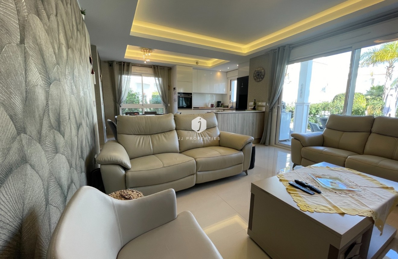 Z drugiej ręki - Mieszkanie w bloku -
Rojales - Inland