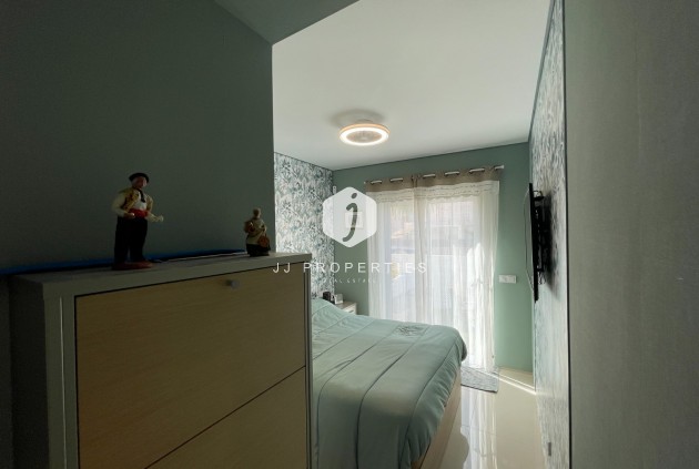 Z drugiej ręki - Mieszkanie w bloku -
Rojales - Inland