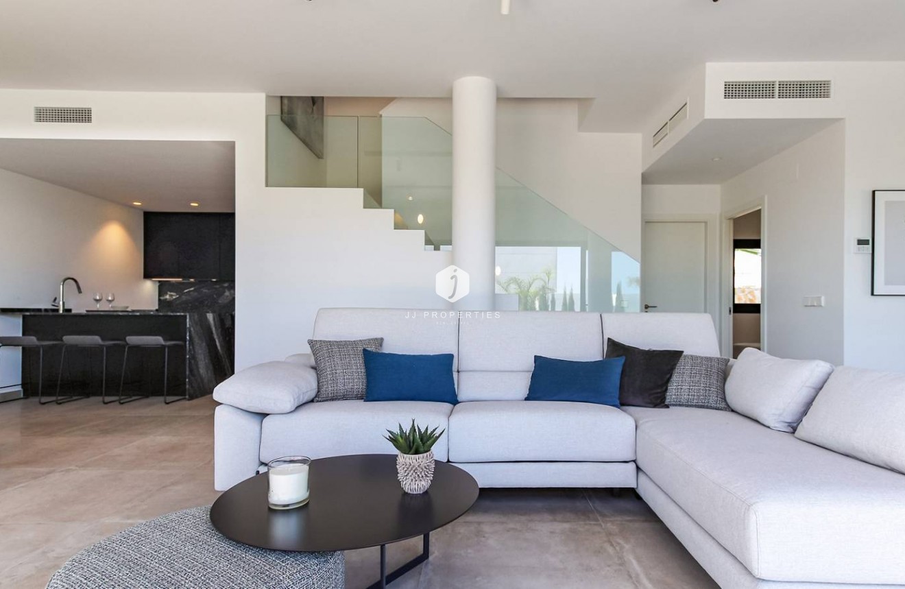 Resale - Villa -
Rojales - Inland