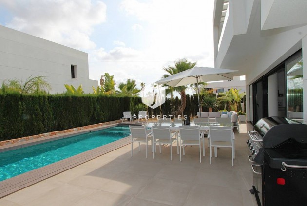 Resale - Villa -
Rojales - Inland