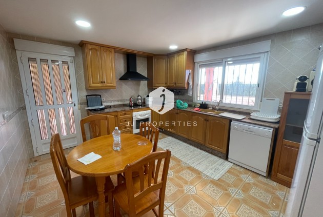 Resale - Villa -
Albatera - Inland