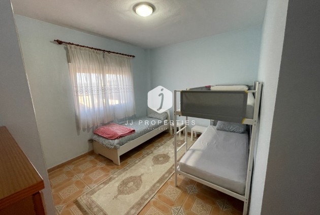 Resale - Villa -
Albatera - Inland