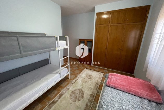 Resale - Villa -
Albatera - Inland