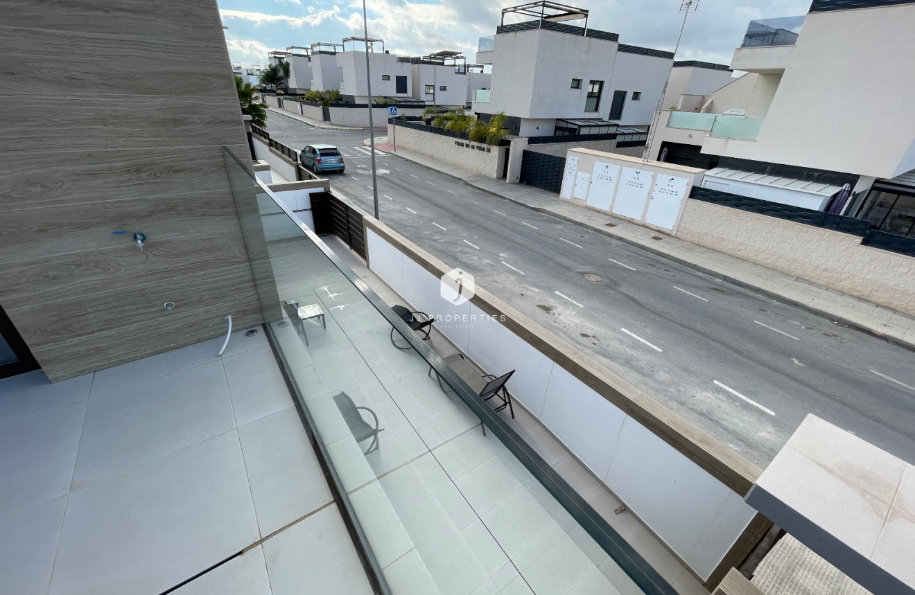 D'occasion - Villa -
Benijofar - Costa Blanca