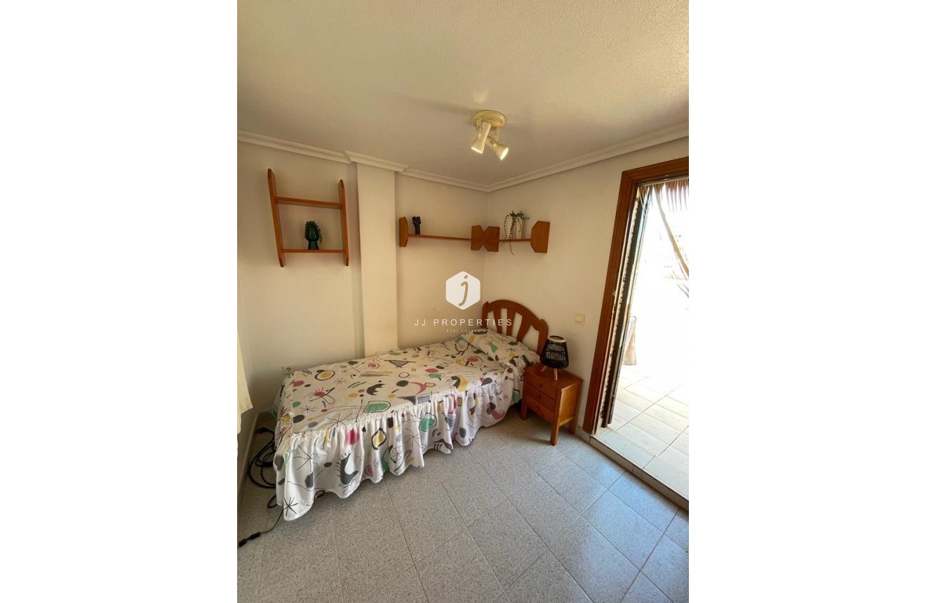 Aus zweiter Hand - Bungalow -
La Mata - Costa Blanca