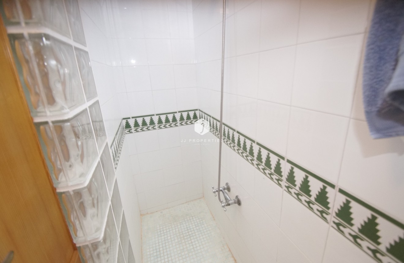 Aus zweiter Hand - Bungalow -
La Mata - Costa Blanca