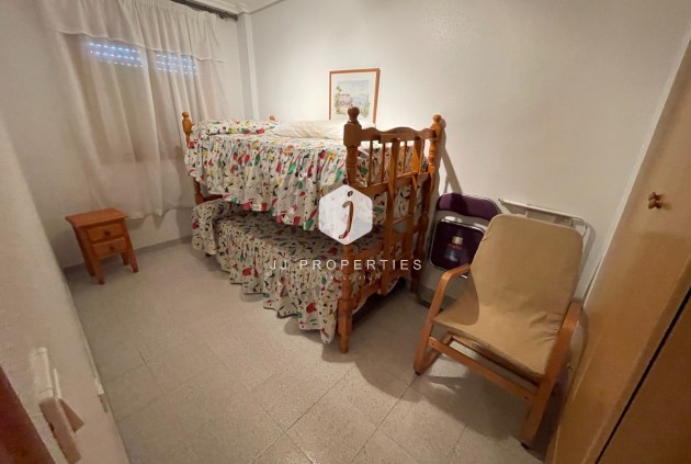 Aus zweiter Hand - Bungalow -
La Mata - Costa Blanca