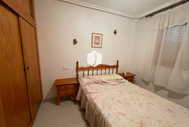Aus zweiter Hand - Bungalow -
La Mata - Costa Blanca