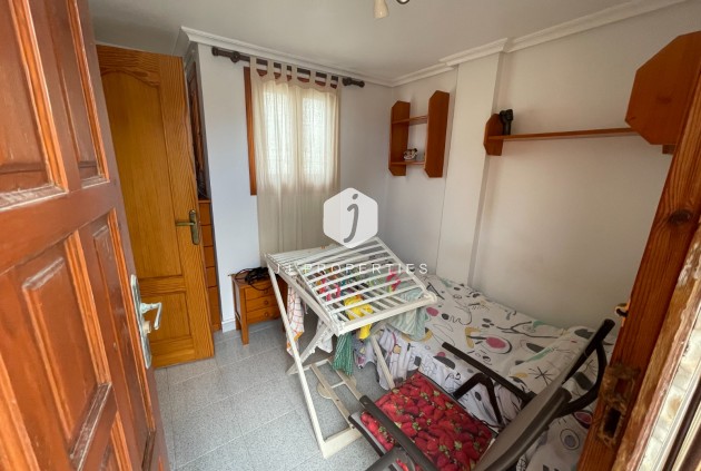 Aus zweiter Hand - Bungalow -
La Mata - Costa Blanca