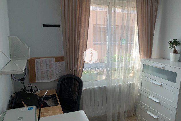 Resale - Apartment / flat -
Torrevieja - Costa Blanca