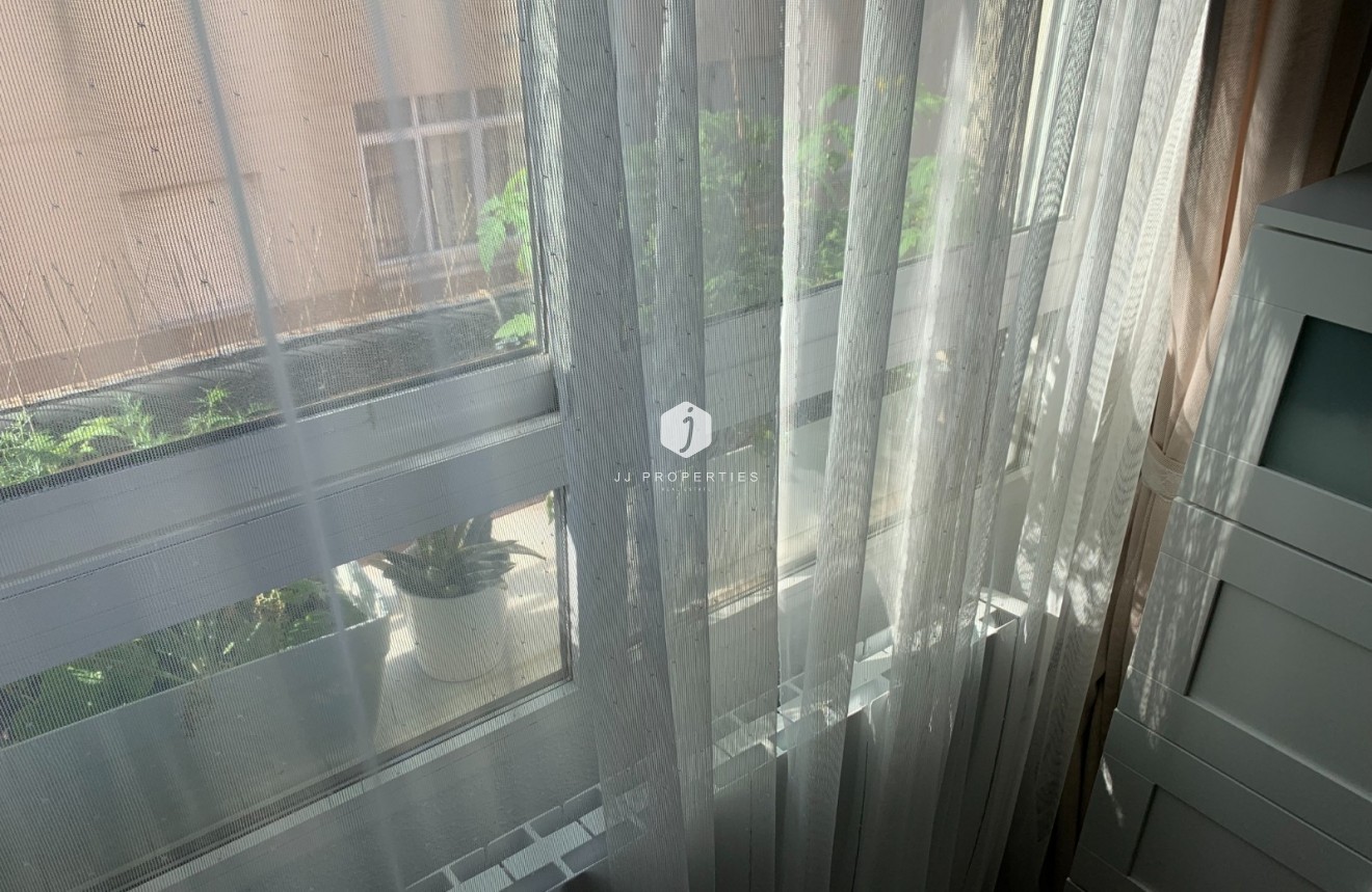 Resale - Apartment / flat -
Torrevieja - Costa Blanca