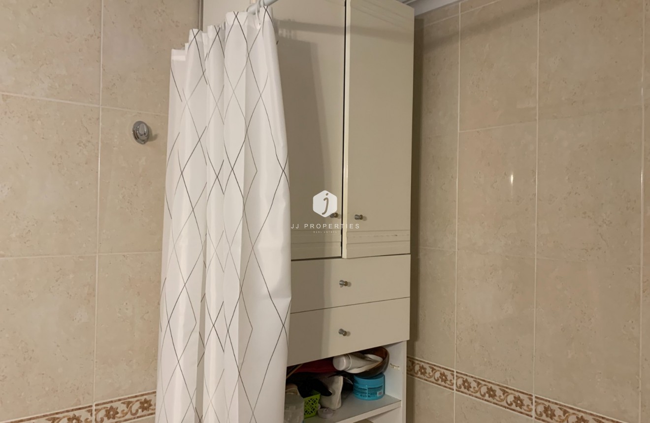 Resale - Apartment / flat -
Torrevieja - Costa Blanca