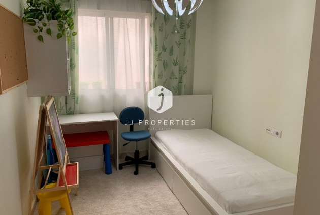 Resale - Apartment / flat -
Torrevieja - Costa Blanca