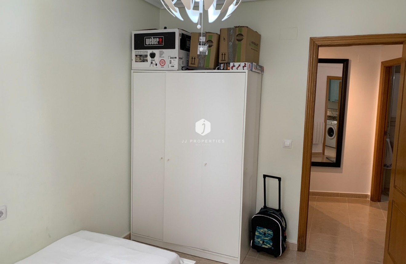 Resale - Apartment / flat -
Torrevieja - Costa Blanca