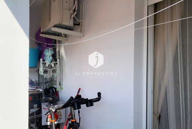 Resale - Apartment / flat -
Torrevieja - Costa Blanca