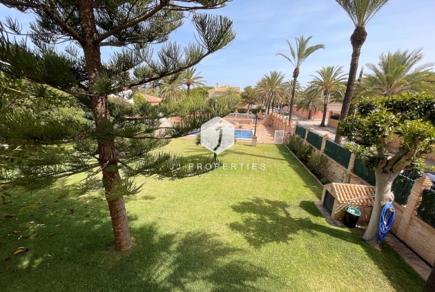 Z drugiej ręki - Villa -
Orihuela Costa - Costa Blanca