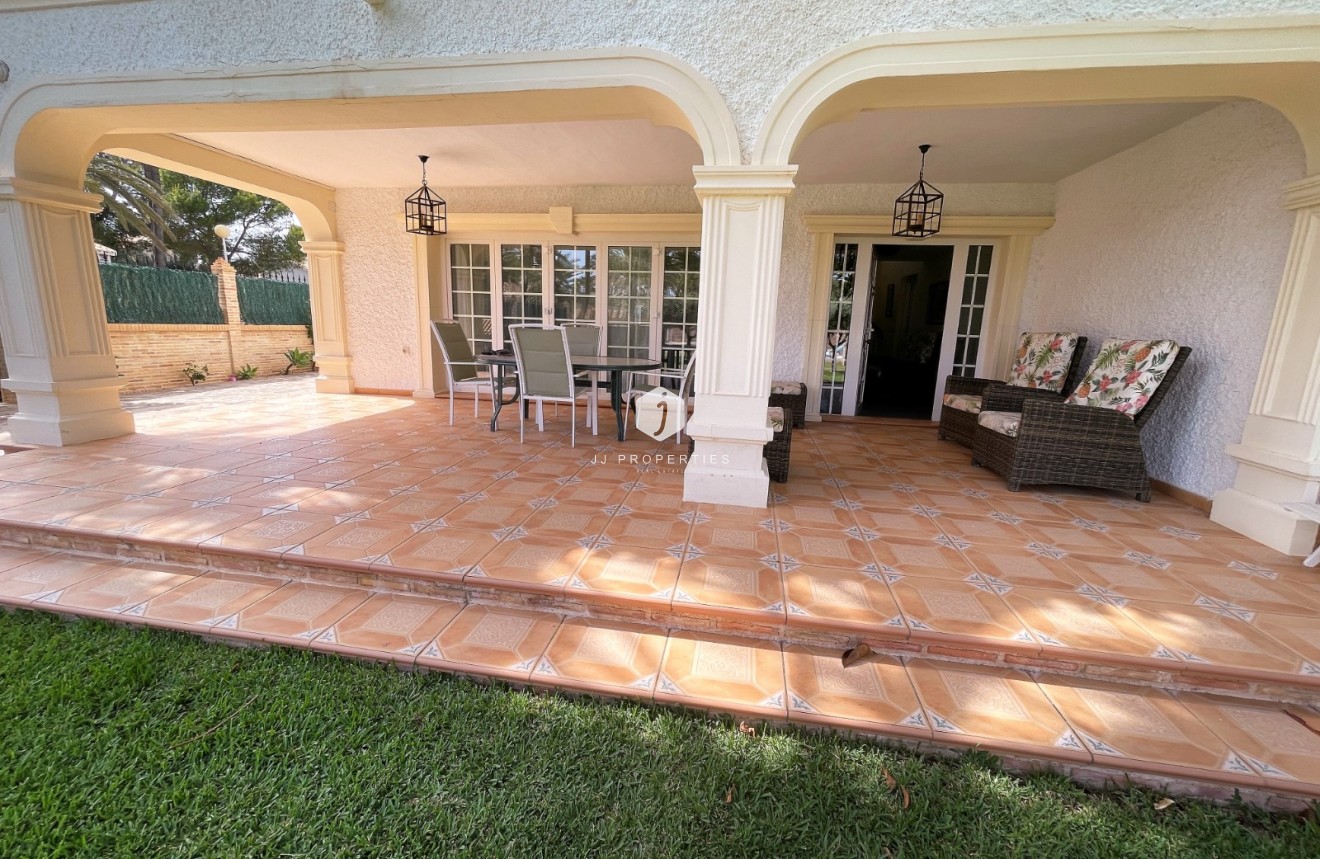 Z drugiej ręki - Villa -
Orihuela Costa - Costa Blanca