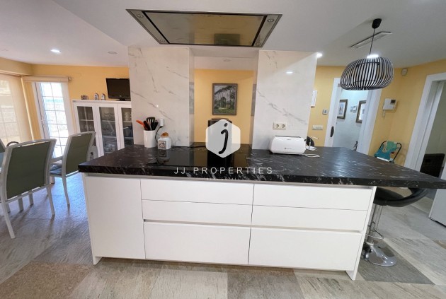 Z drugiej ręki - Villa -
Orihuela Costa - Costa Blanca