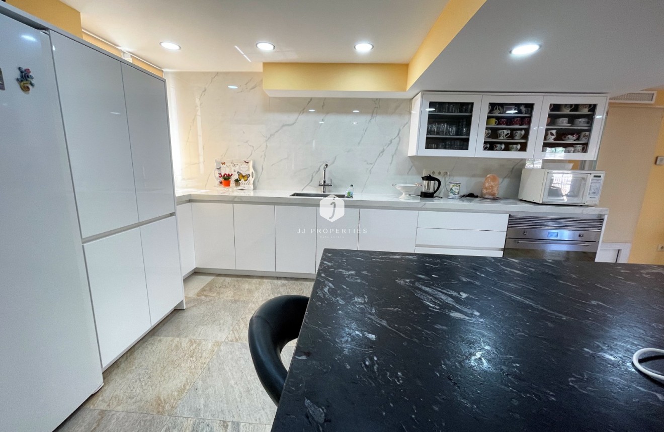 Z drugiej ręki - Villa -
Orihuela Costa - Costa Blanca